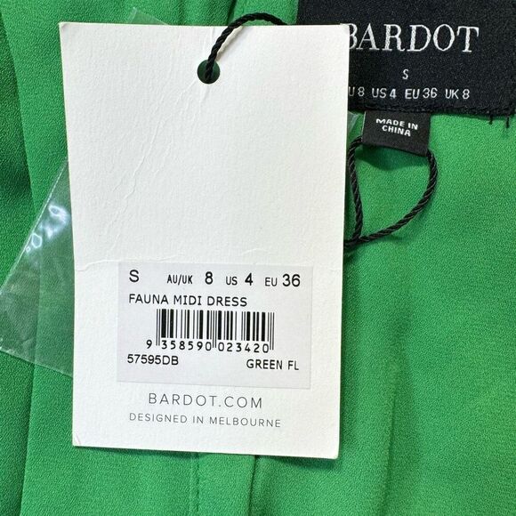 NWT Bardot Fauna Cold Shoulder Ruched Bodice Floral Midi Flare Dress Green Small - Picture 8 of 10